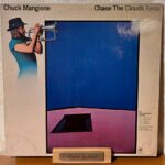 صفحه گرامافون Chuck Mangione - Chase the Clouds Away