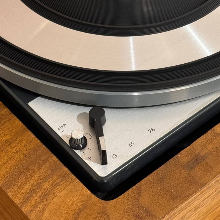 گرامافون Dual 1209